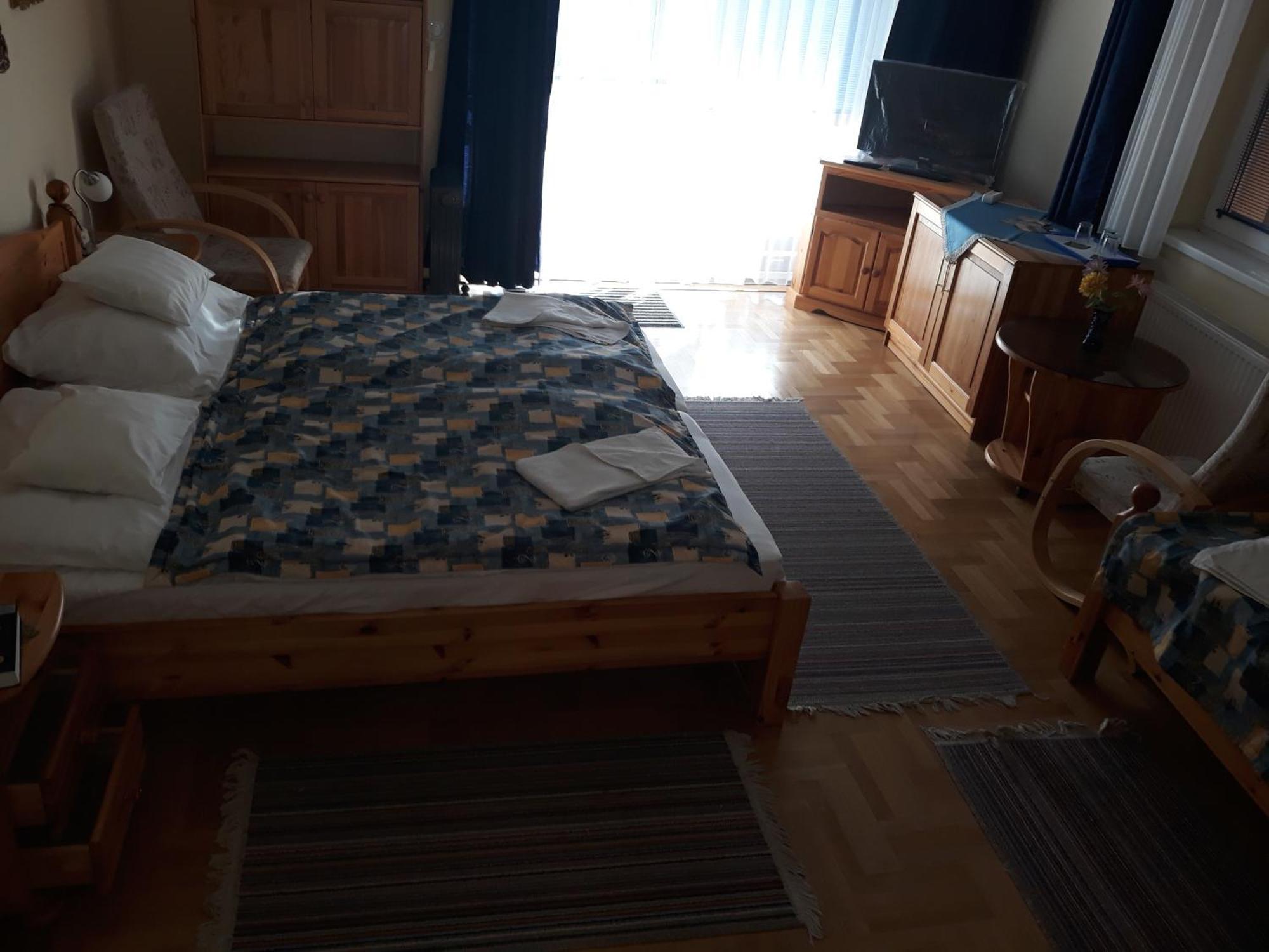 Kenezy Lux Apartman Vendeghaz Hajduszoboszlo Luaran gambar