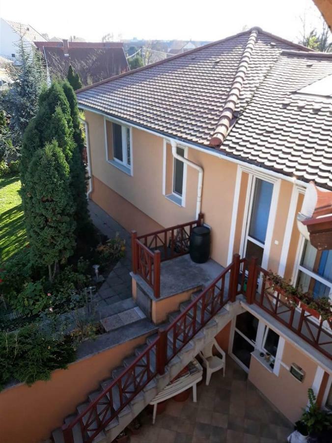 Kenezy Lux Apartman Vendeghaz Hajduszoboszlo Luaran gambar